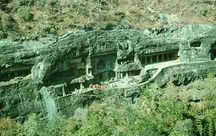 Ajunta Caves